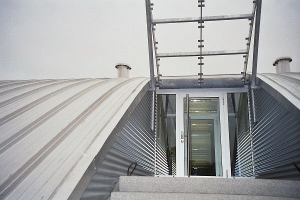 Images/05.jpg